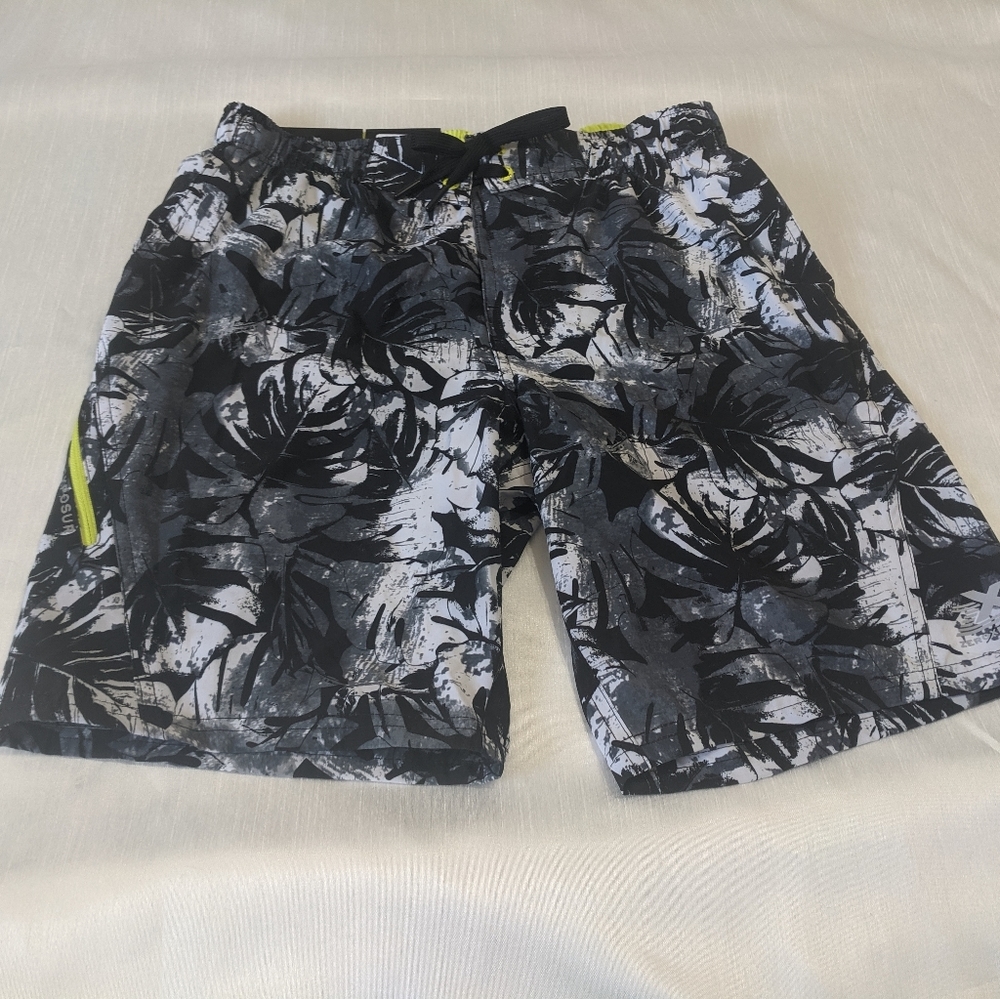 Board shorts, Men's swimwear